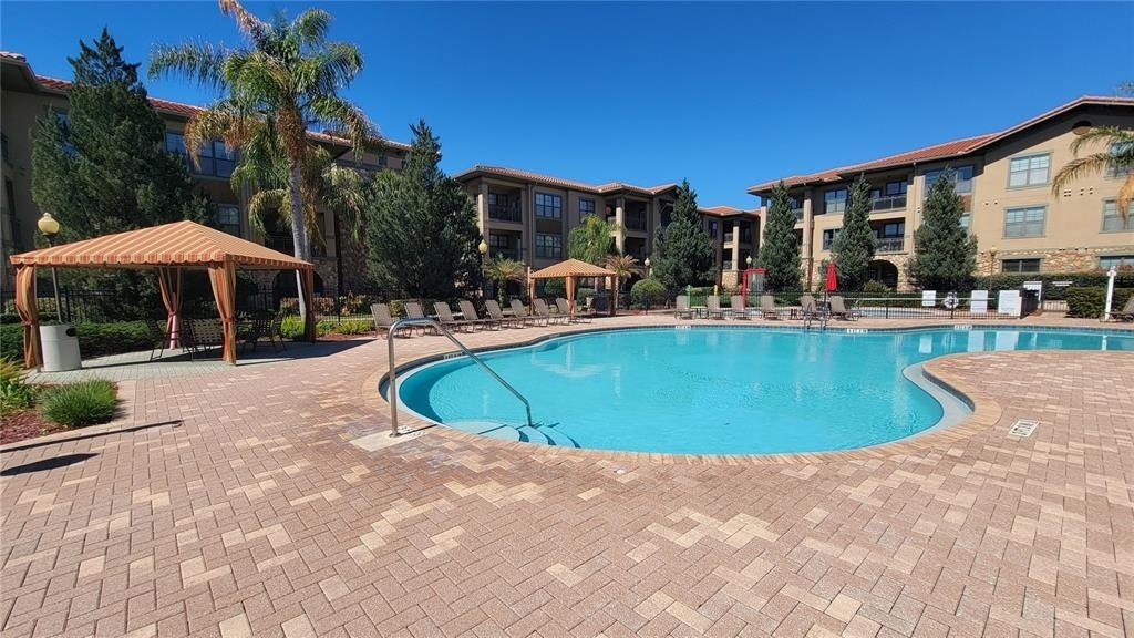 914 Charo Parkway - Photo 35