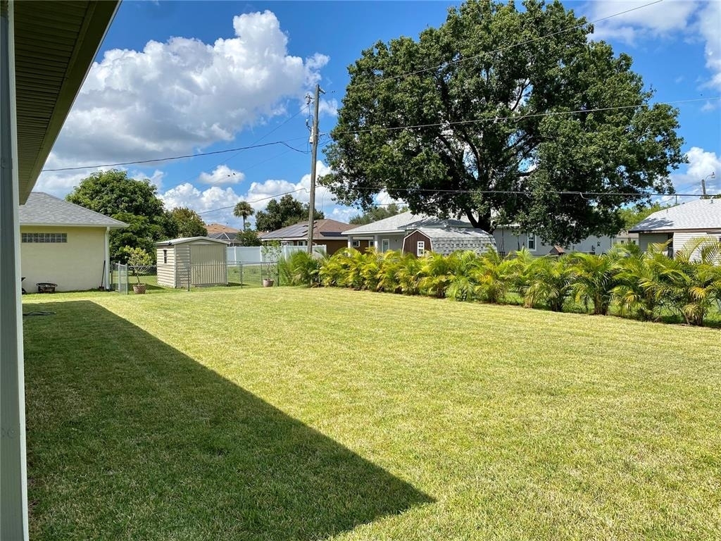 23466 Garrett Avenue - Photo 34