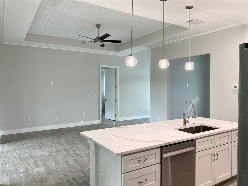 23466 Garrett Avenue - Photo 10