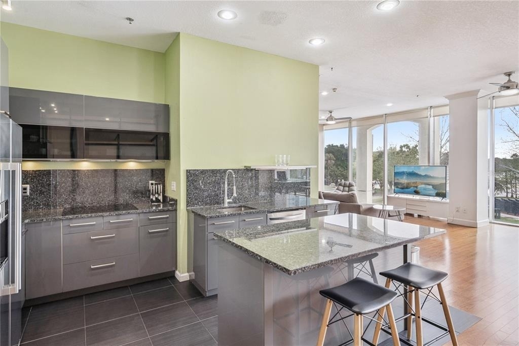 151 E Washington Street - Photo 13