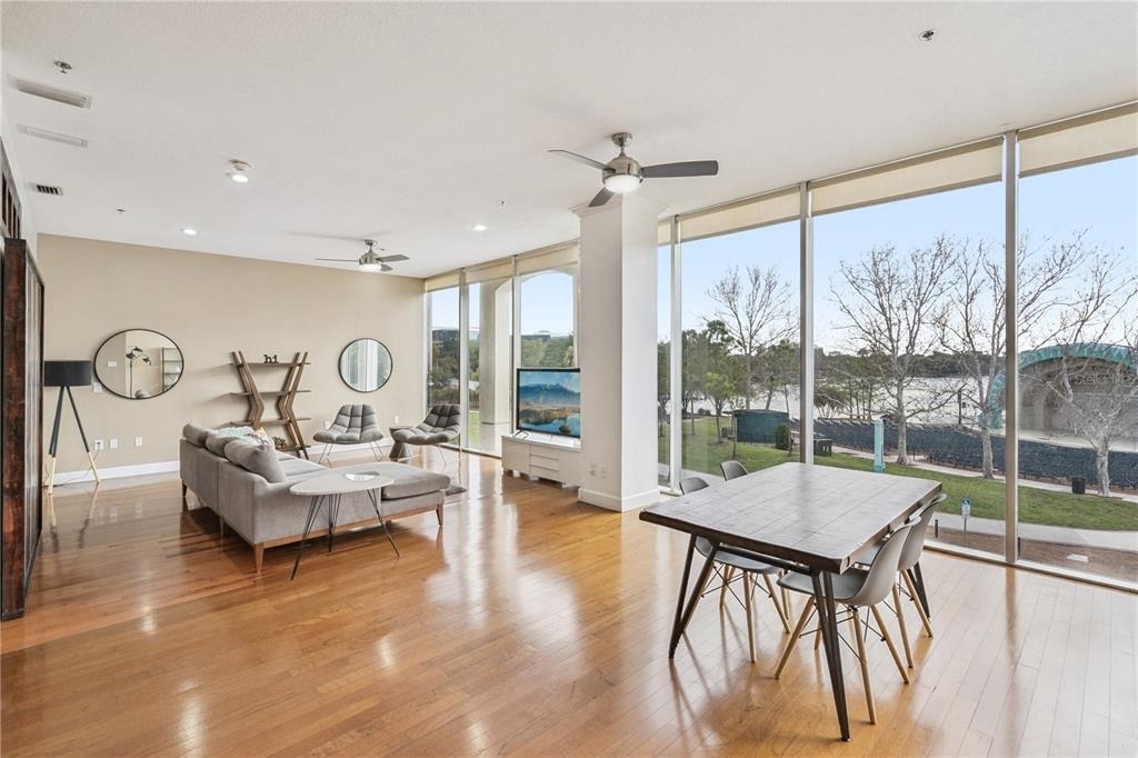 151 E Washington Street - Photo 7