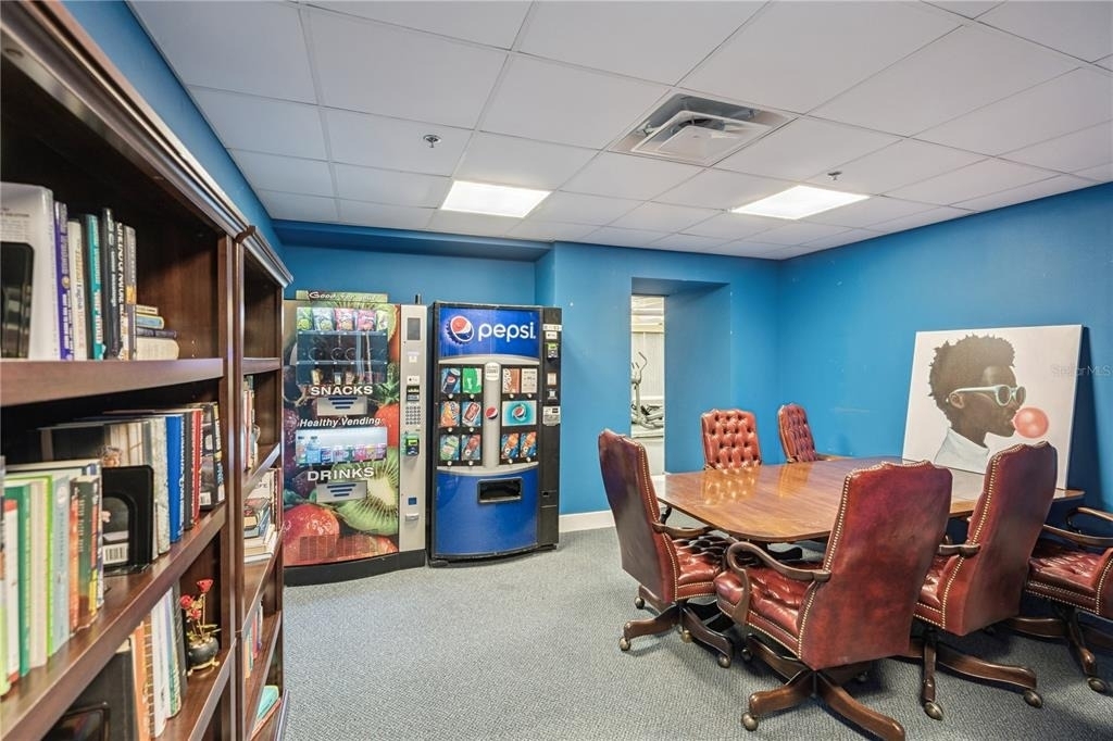 151 E Washington Street - Photo 4