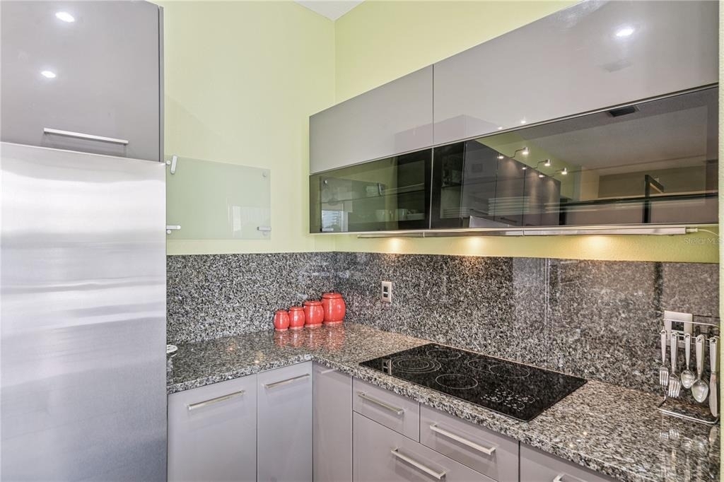 151 E Washington Street - Photo 16
