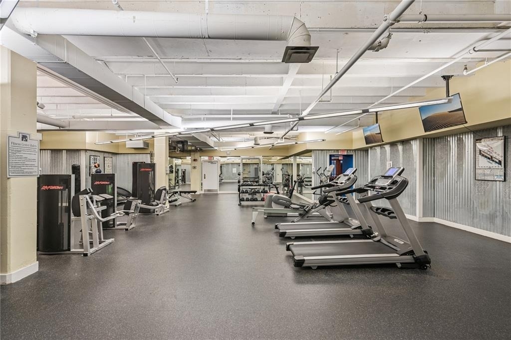 151 E Washington Street - Photo 3