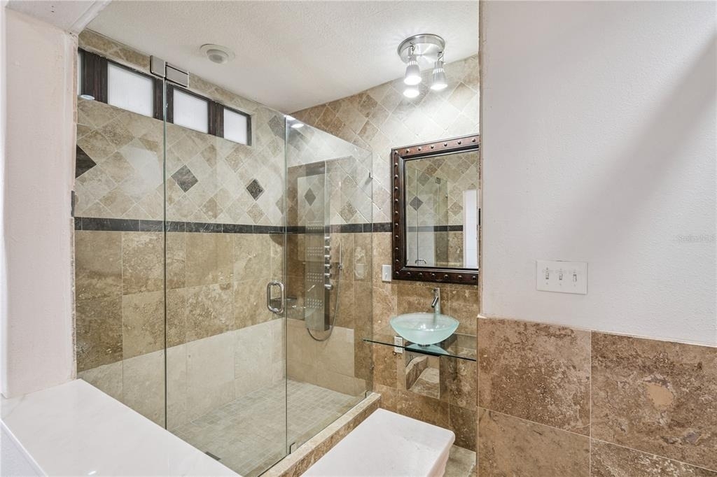 151 E Washington Street - Photo 19