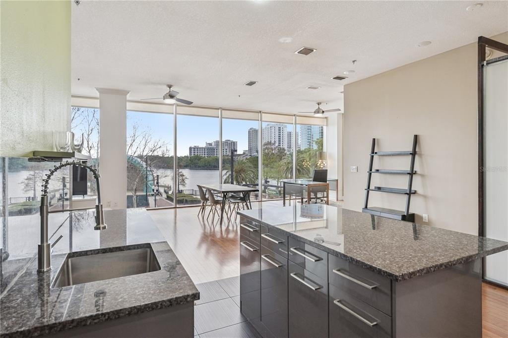 151 E Washington Street - Photo 12