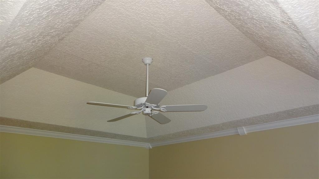 1144 Delaney Avenue - Photo 3