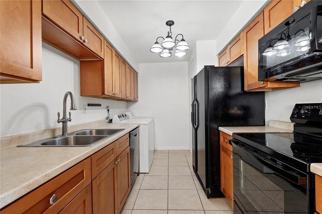 530 Orange Drive - Photo 8