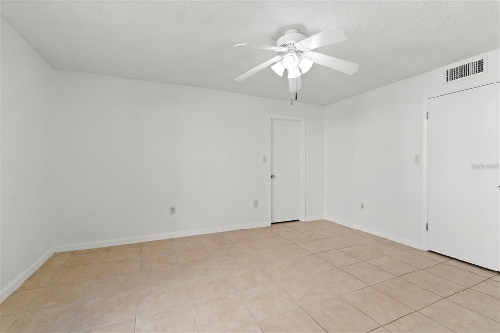 530 Orange Drive - Photo 11