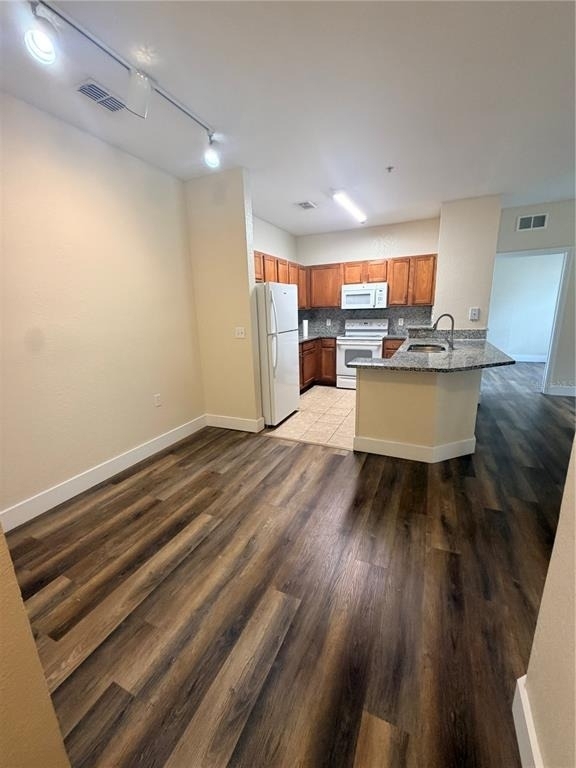 8137 Claire Ann Drive - Photo 2