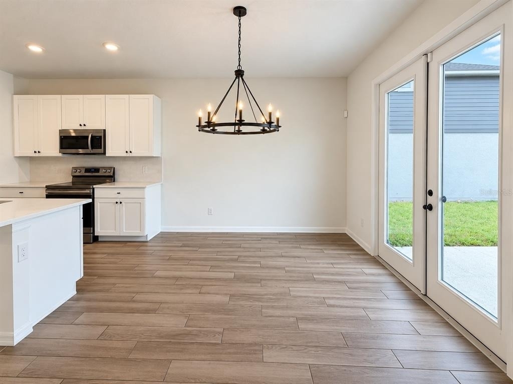 2077 Derwent Drive - Photo 8