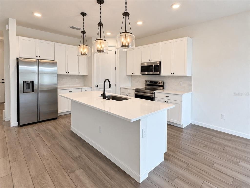 2077 Derwent Drive - Photo 6