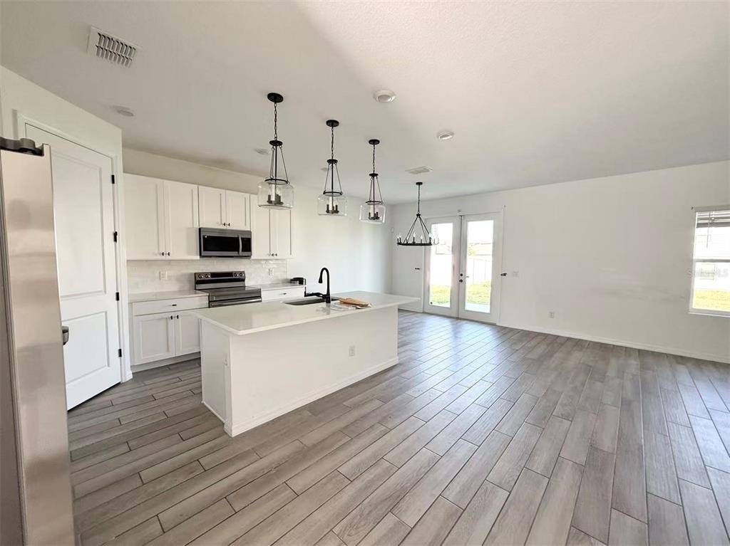 2077 Derwent Drive - Photo 2