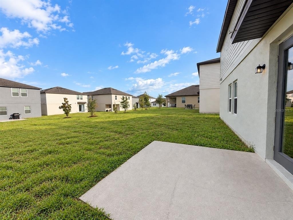 2077 Derwent Drive - Photo 30