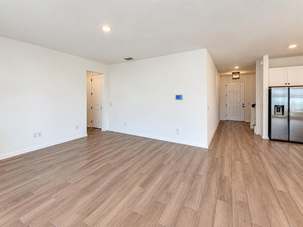 2077 Derwent Drive - Photo 10
