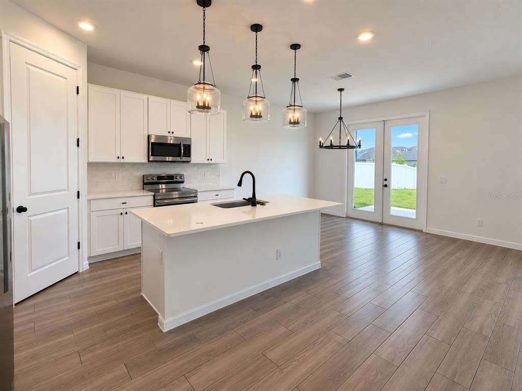 2077 Derwent Drive - Photo 7