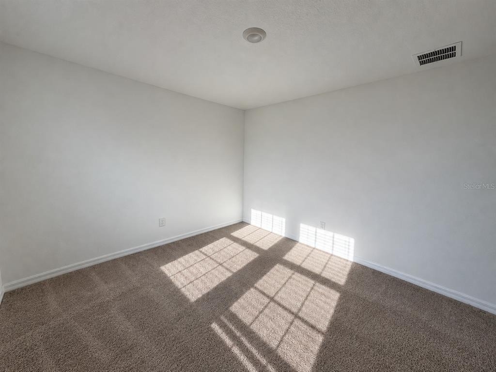 2077 Derwent Drive - Photo 27