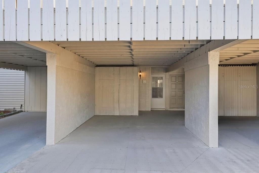 1428 Oak Place - Photo 0