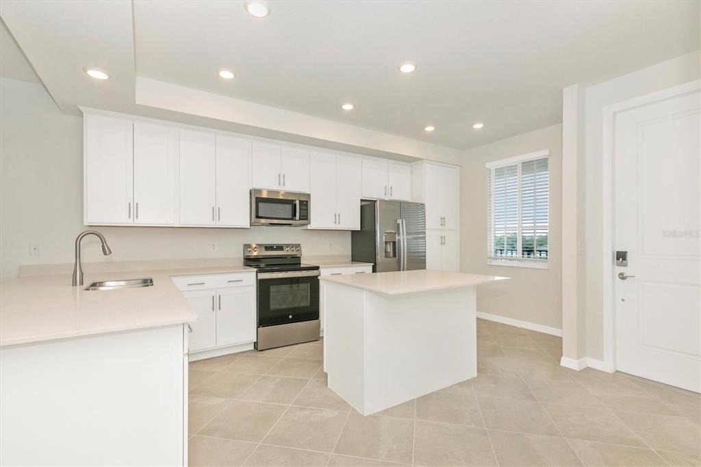 12320 Wellen Golf Street - Photo 5