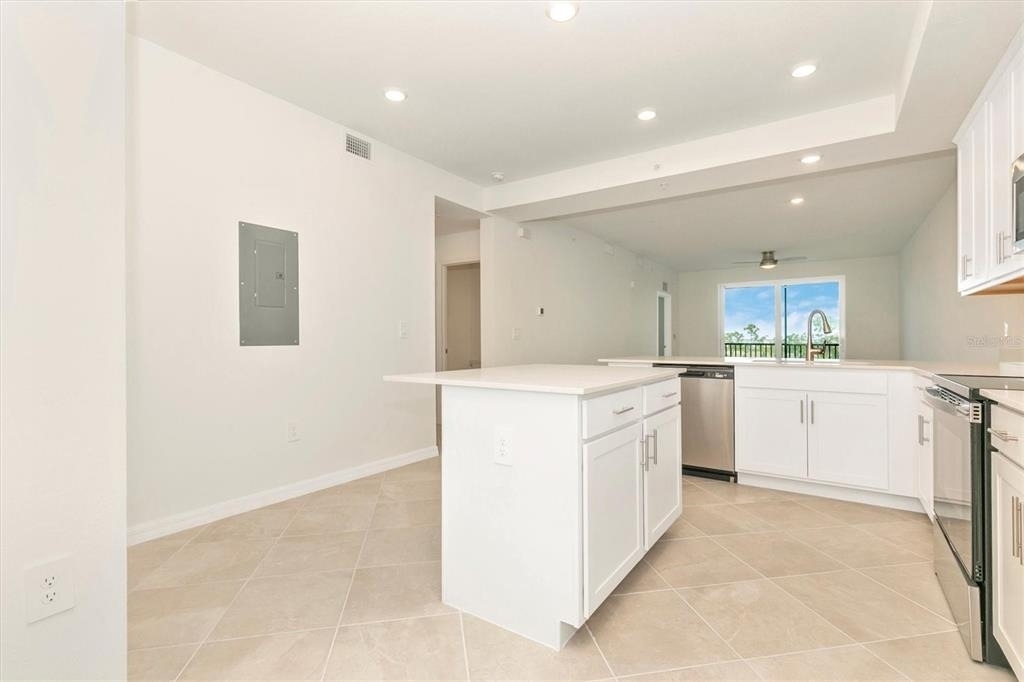 12320 Wellen Golf Street - Photo 9