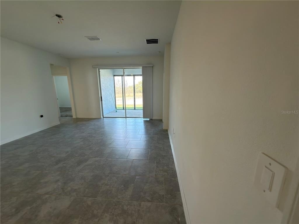 521 Reggie Road - Photo 12