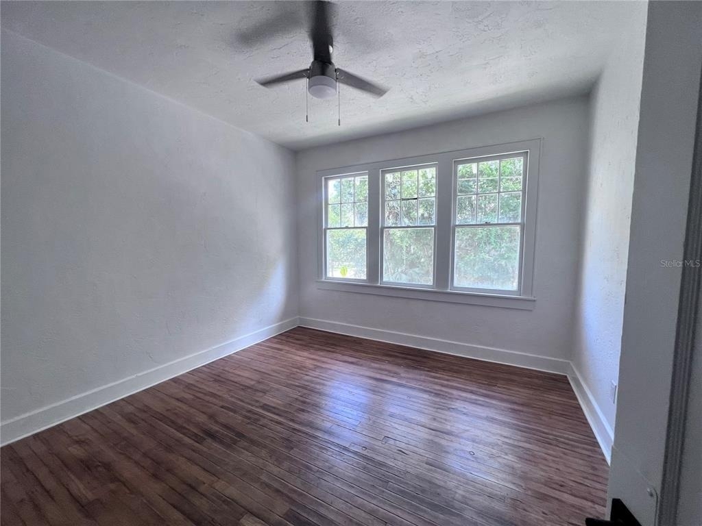 204 Nw 3rd Street - Photo 2