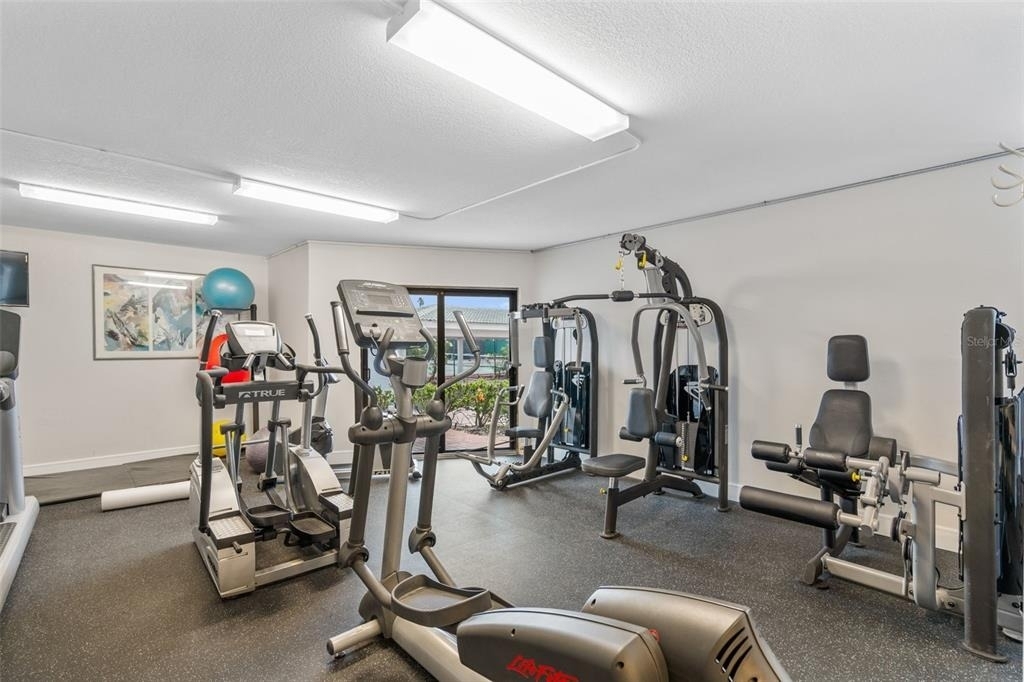 1050 Longboat Club Road - Photo 27