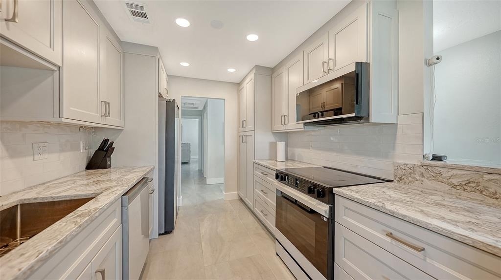 131 Whispering Sands Circle - Photo 16