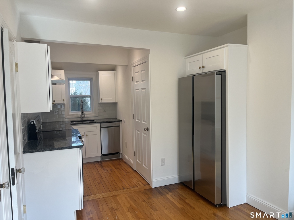 156 Union Street - Photo 2