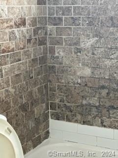 481 Hollister Avenue - Photo 3