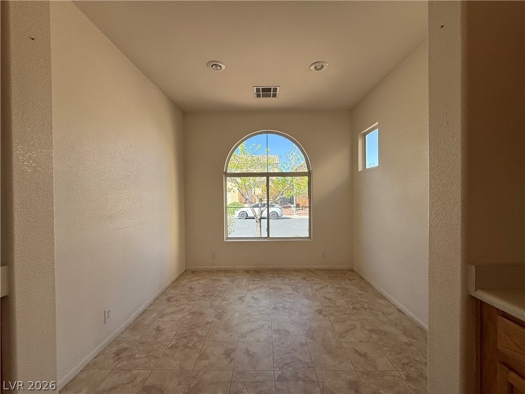 10440 Anacostia Street - Photo 4