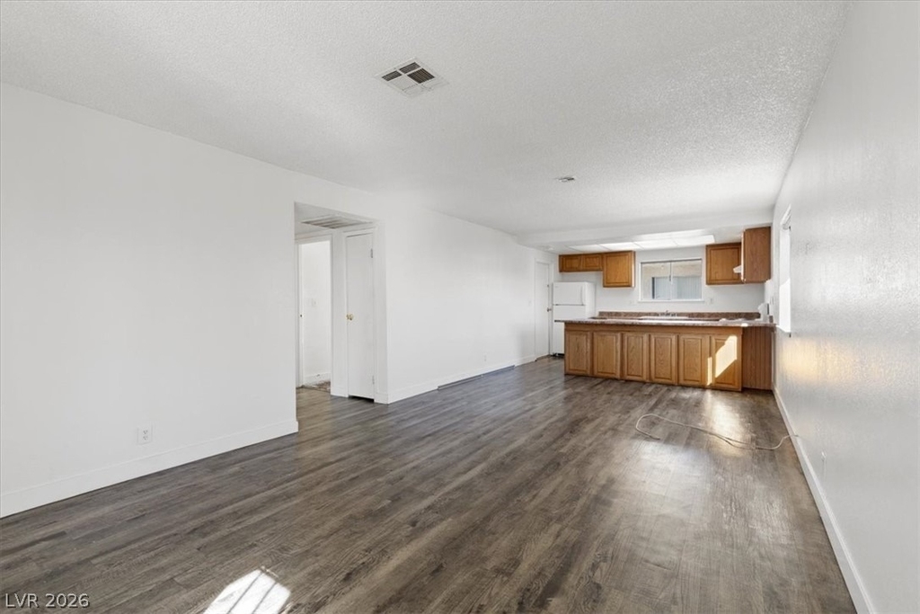 3649 Van Dyke Avenue - Photo 3