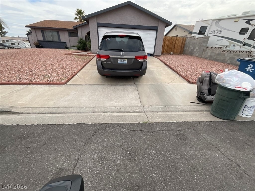 707 Honeybee Court - Photo 1
