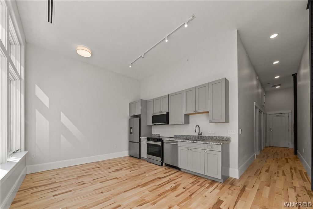 130 Pearl - Photo 13