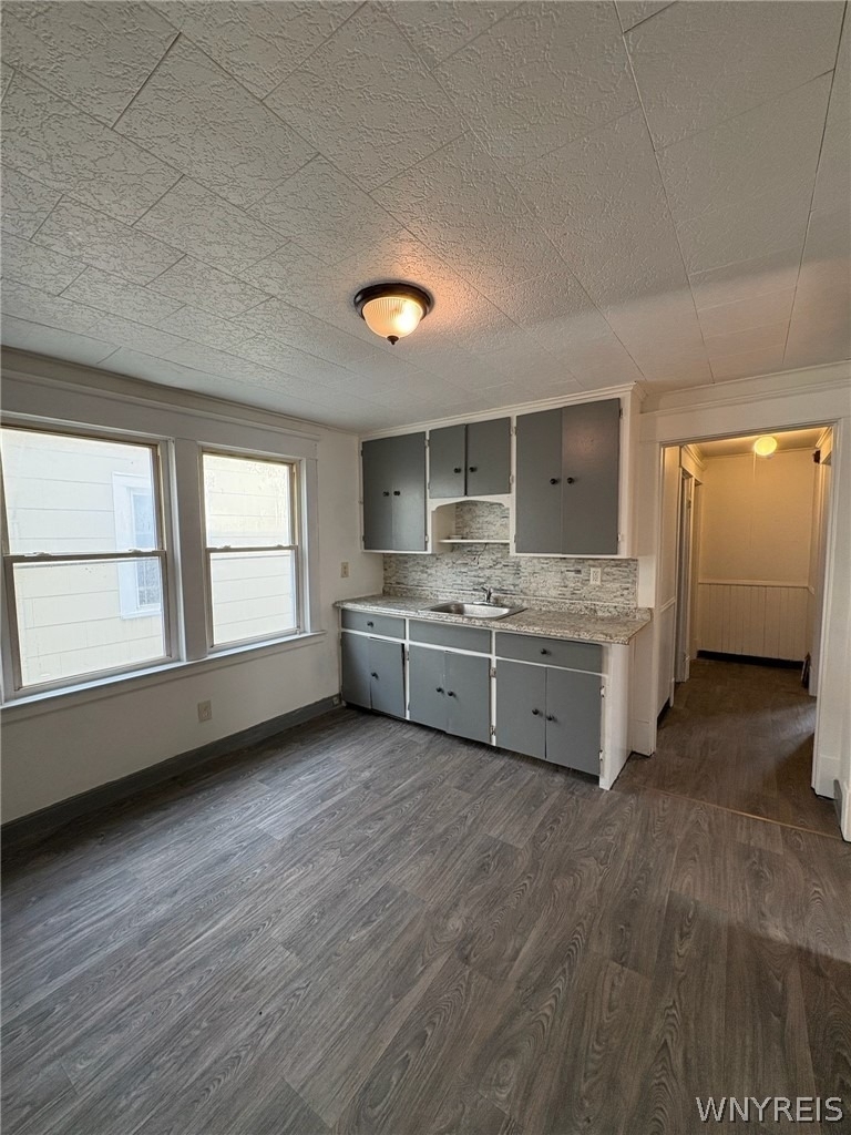 189 Westminster Avenue - Photo 7
