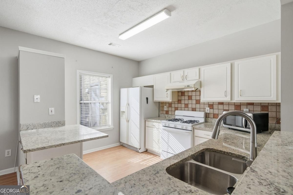4645 Valais Court - Photo 8