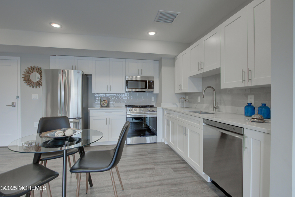 272 Willow Avenue - Photo 66