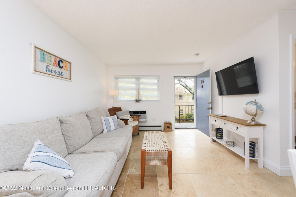455 Ocean Boulevard - Photo 0