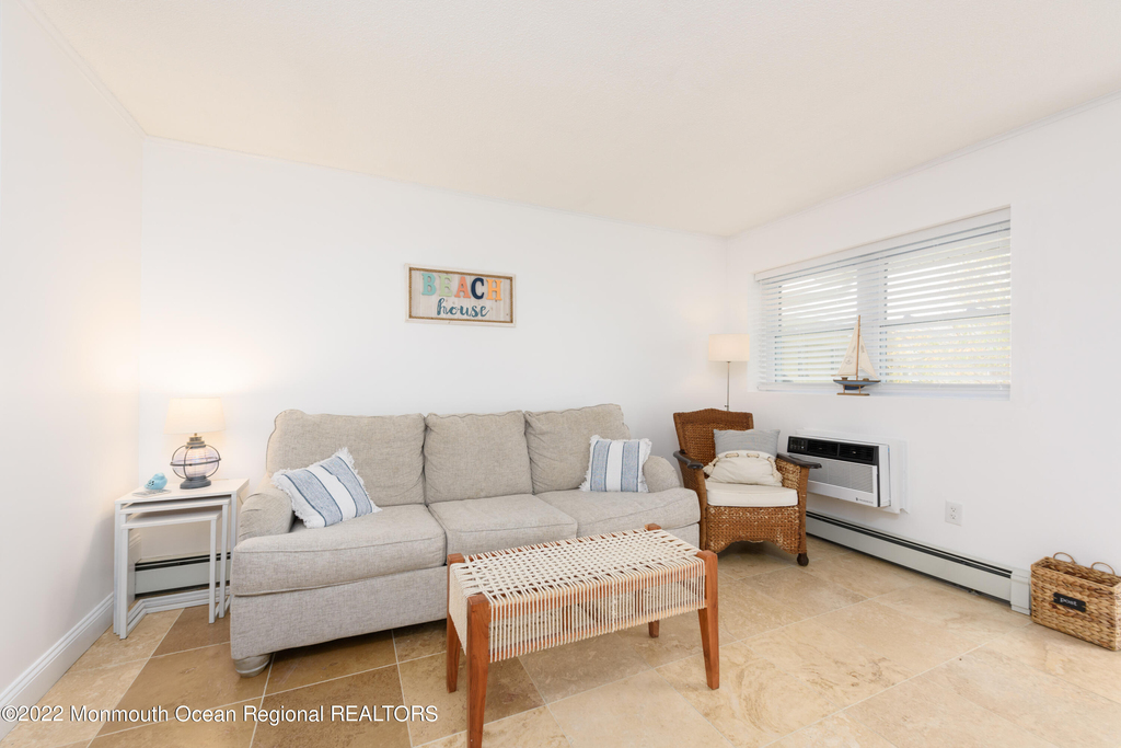 455 Ocean Boulevard - Photo 2