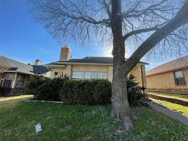 1513 Liberty Lane - Photo 1