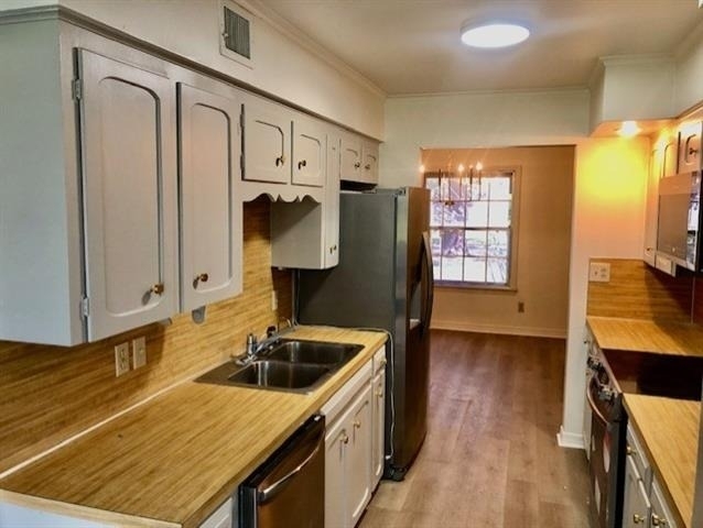 6122 Burgundy Drive - Photo 8