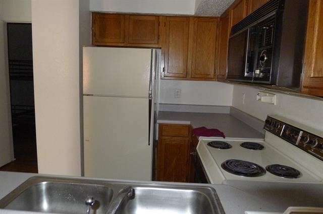 9835 Walnut Street - Photo 7