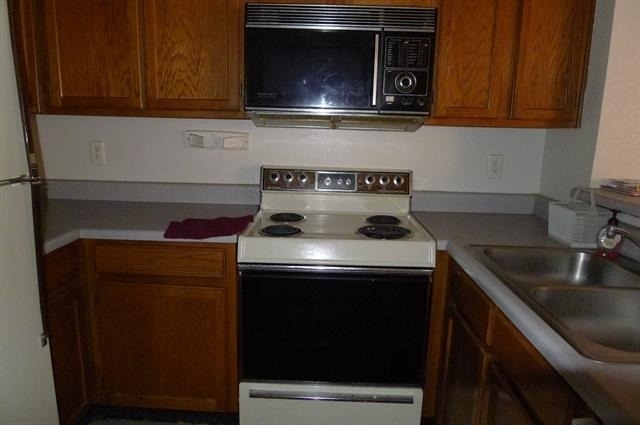 9835 Walnut Street - Photo 4