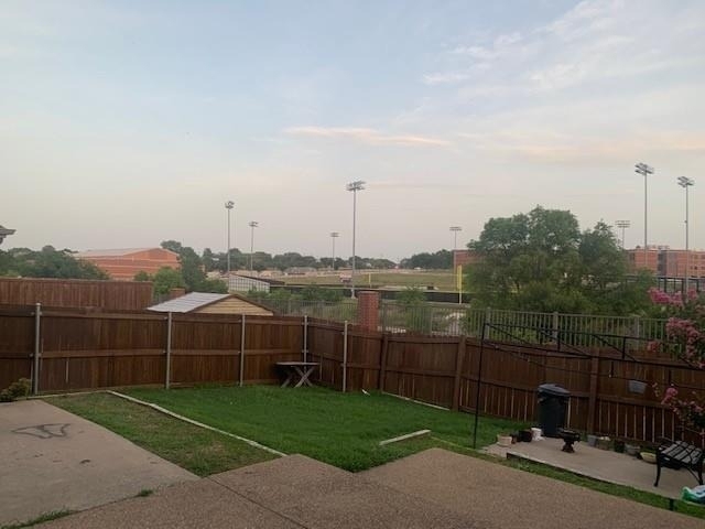 1027 Creek Bend - Photo 7