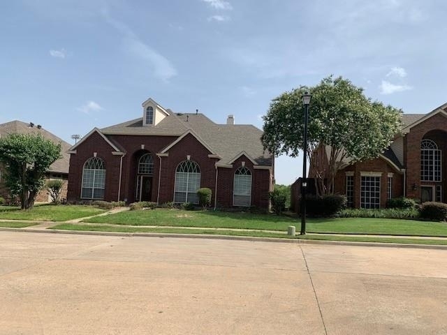 1027 Creek Bend - Photo 0