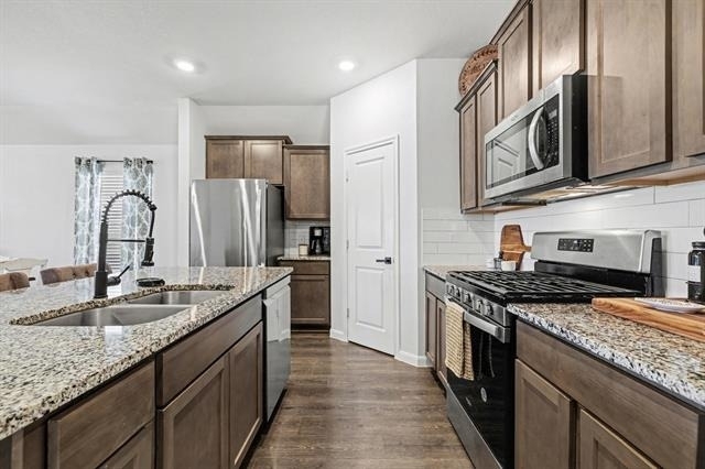 706 Spur Ridge - Photo 14