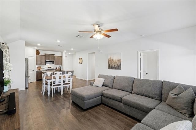 706 Spur Ridge - Photo 10
