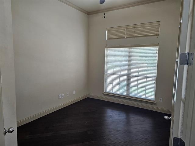 4012 Eaton Park Drive - Photo 3