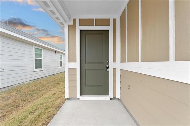 211 Herman Lane - Photo 1