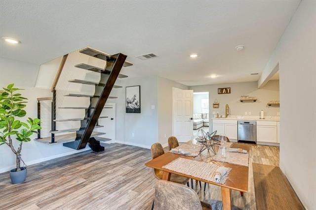5248 Sam Houston Drive - Photo 4